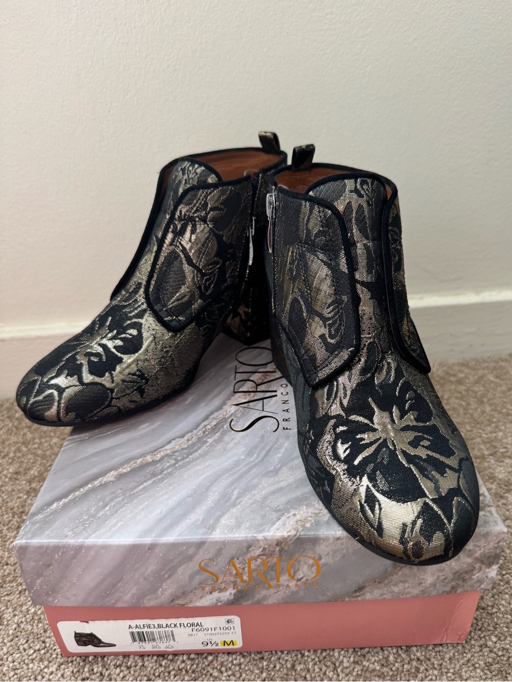 SARTO Franco Sarto Alfie 3 Black Gold Floral Brocade Booties 9.5
